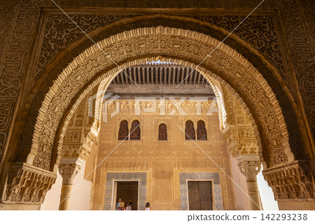 Arabic interiors of Nasrid Palace, Alhambra palace comple, Generalife and Albayzin (Generalife y Albaicin de Granada), UNESCO site, Granada, Andalusia, Spain Arabic interiors of Nasrid Palace, Alhambra palace comple, Generalife and Albayzin (Generalife y Albaicin de Granada), UNESCO site, Granada, Andalusia, Spain 142293238