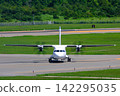 A propeller plane that has landed A propeller plane that has landed 142295035