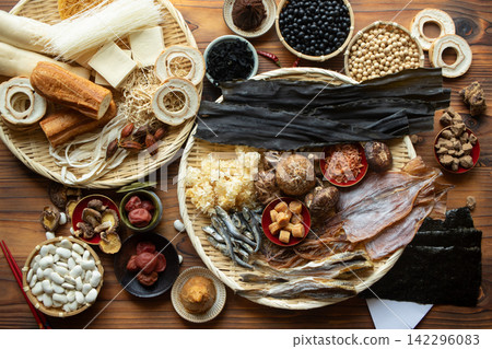 Image of Japanese preserved foods (2) Image of Japanese preserved foods (2) 142296083