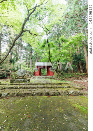 【滋賀縣東近江市】百齋寺:紅門與翠綠 【滋賀縣東近江市】百齋寺:紅門與翠綠 142296122