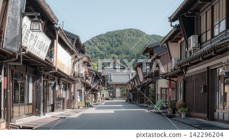 Gujo Hachiman: Old townscape Gujo Hachiman: Old townscape 142296204