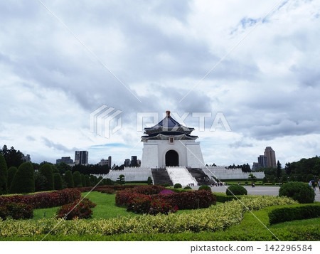 中正紀念堂,台北的一座歷史建築。 中正紀念堂,台北的一座歷史建築。 142296584