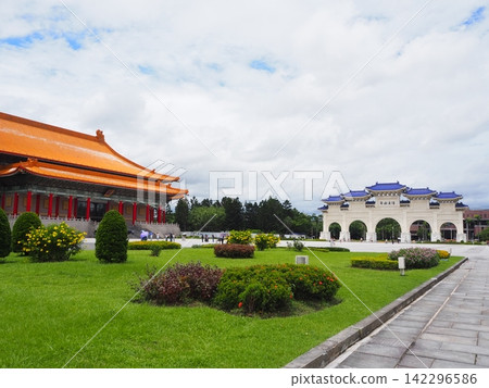 Chiang Kai-shek Memorial Hall, a historical building in Taipei. Chiang Kai-shek Memorial Hall, a historical building in Taipei. 142296586