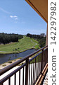 From the entrance of a resort hotel on the west coast of Okinawa Prefecture, around May. 142297982