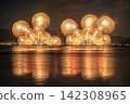 Lake Biwa Fireworks Festival and reflections on the lake surface 142308965