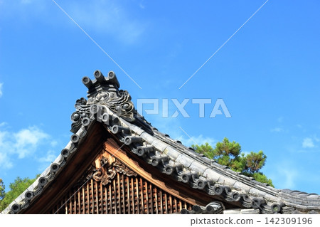 Roof tile Roof tile 142309196