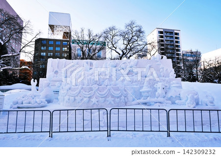 A scene from the Odori Park venue of the Sapporo Snow Festival. A scene from the Odori Park venue of the Sapporo Snow Festival. 142309232