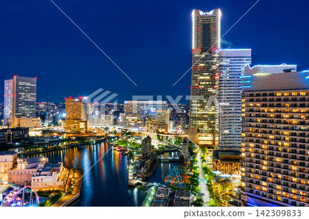 橫濱港未來地區的夜景(從洲際酒店客房拍攝)*拍攝於2026年5月 橫濱港未來地區的夜景(從洲際酒店客房拍攝)*拍攝於2026年5月 142309833