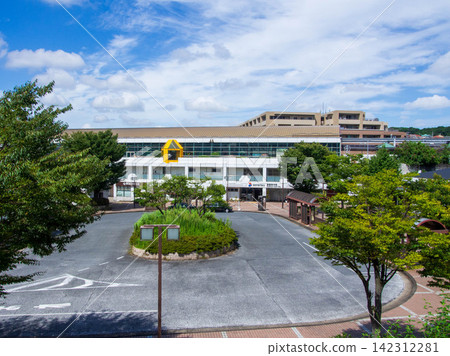 Ryokuen-toshi Station Ryokuen-toshi Station 142312281