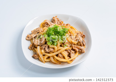 豬肉洋蔥炒烏龍麵 豬肉洋蔥炒烏龍麵 142312373