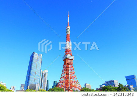 東京鐵塔和東京港區的新鮮綠地 142313348