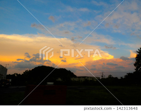 Early autumn weather in Hachimantai, Iwate Prefecture: Weather between summer and autumn; sky and clouds. Early autumn weather in Hachimantai, Iwate Prefecture: Weather between summer and autumn; sky and clouds. 142313648