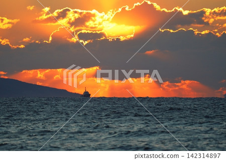 Seaside town of Turgutreis and spectacular sunsets Seaside town of Turgutreis and spectacular sunsets 142314897