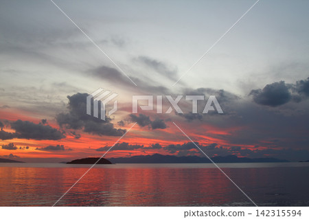Seaside town of Turgutreis and spectacular sunsets Seaside town of Turgutreis and spectacular sunsets 142315594