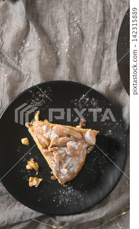 A single slice of Bolo Rainha A single slice of Bolo Rainha 142315889