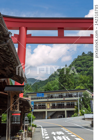 群馬縣榛名神社大鳥居 群馬縣榛名神社大鳥居 142318785