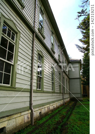 National Important Cultural Property... The 'windows' of the former main building of Yonezawa Higher Technical School National Important Cultural Property... The 'windows' of the former main building of Yonezawa Higher Technical School 142319251