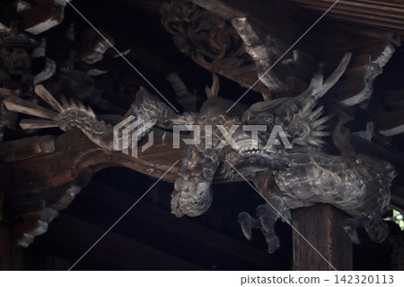 Dragon at Tejikarao Shrine in Kakamigahara City, Gifu Prefecture Dragon at Tejikarao Shrine in Kakamigahara City, Gifu Prefecture 142320113