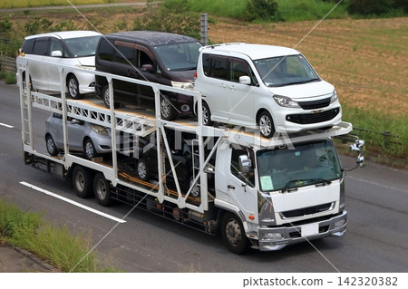 承運車(車輛承運人) 承運車(車輛承運人) 142320382
