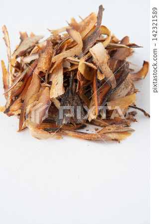 厚厚的鰹魚片 厚厚的鰹魚片 142321589