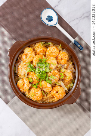 chinese Cabbage Shrimp Glass Noodle Clay Pot Dish chinese Cabbage Shrimp Glass Noodle Clay Pot Dish 142322018