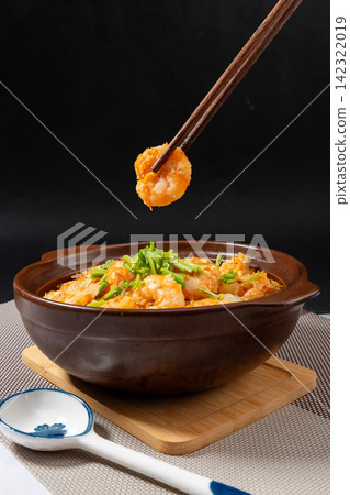 chinese Cabbage Shrimp Glass Noodle Clay Pot Dish chinese Cabbage Shrimp Glass Noodle Clay Pot Dish 142322019