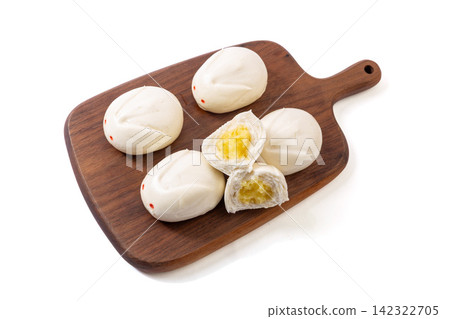 steamed rabbit shaped custard buns in bamboo steamer split open steamed rabbit shaped custard buns in bamboo steamer split open 142322705