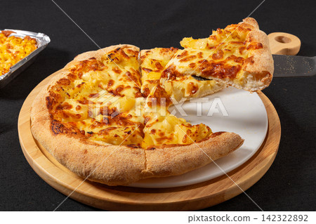 baked Pineapple and Durian Cheese Pizza in Delivery Box baked Pineapple and Durian Cheese Pizza in Delivery Box 142322892