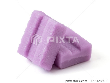 purple Grape Flavored Chewing Bubble Gum purple Grape Flavored Chewing Bubble Gum 142323902