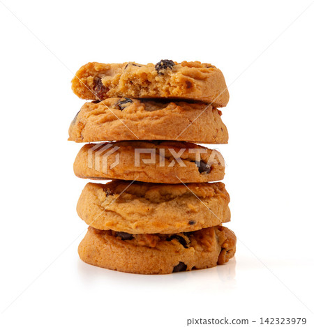 heap of Raisin Chocolate Chip Soft Cookies heap of Raisin Chocolate Chip Soft Cookies 142323979