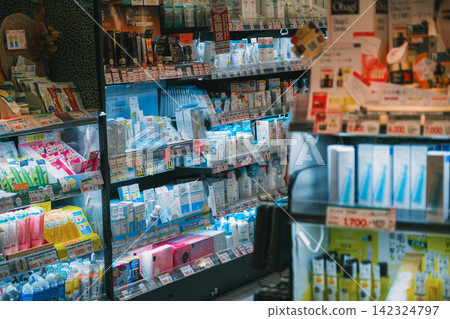 [Kansai International Airport] The gateway to the skies of Western Japan! Scenery from Terminal 1 142324797