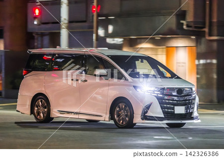 埃爾法迷你廂型車 埃爾法迷你廂型車 142326386