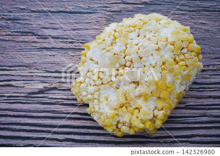 Frozen corn on wooden table Frozen corn on wooden table 142326980