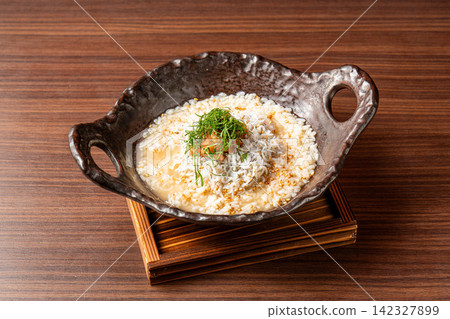 清爽的梅子銀魚粥 清爽的梅子銀魚粥 142327899