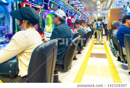 彈珠機遊戲廳圖片 彈珠機遊戲廳圖片 142329307