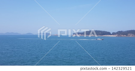 island in the sea island in the sea 142329521