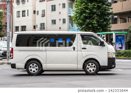 Minivan Hiace Minivan Hiace 142331644
