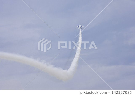Blue Impulse aerobatic team at Matsushima Air Base conducts summer training in Higashimatsushima City, Miyagi Prefecture. Blue Impulse aerobatic team at Matsushima Air Base conducts summer training in Higashimatsushima City, Miyagi Prefecture. 142337085