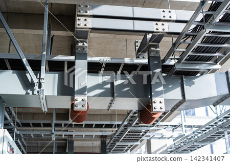 Industrial electrical infrastructure with complex cable management systems and support structures Industrial electrical infrastructure with complex cable management systems and support structures 142341407