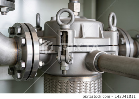 Industrial pump and piping system with stainless steel components Industrial pump and piping system with stainless steel components 142341811