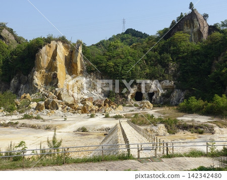 有田燒、泉山磁場(日本瓷器的發源地)、有田陶器市場 有田燒、泉山磁場(日本瓷器的發源地)、有田陶器市場 142342480