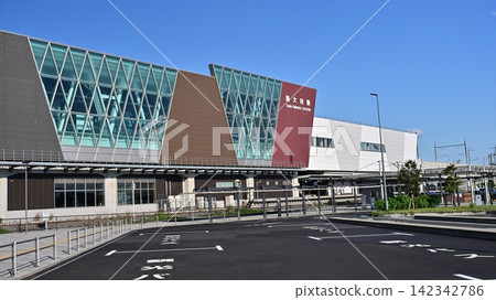 新大村站西口(佐佐波出口)(西九州新幹線,長崎縣大村市) 新大村站西口(佐佐波出口)(西九州新幹線,長崎縣大村市) 142342786