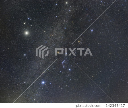Winter starscape photography: Winter Diamond and winter constellations Winter starscape photography: Winter Diamond and winter constellations 142345417