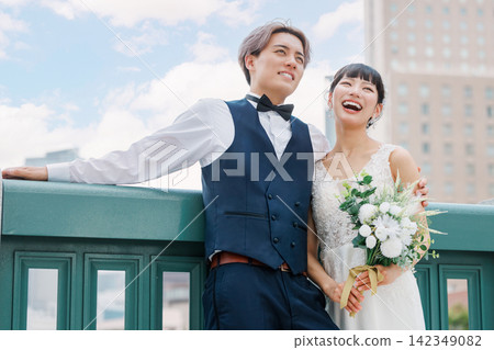 戶外婚禮照片 142349082