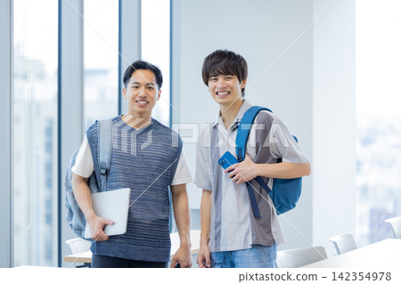 大學生肖像。攝影協助：東京電子電波學園學院 142354978