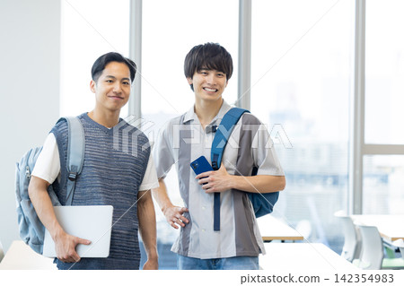 大學生肖像。攝影協助:東京電子電波學園學院 大學生肖像。攝影協助:東京電子電波學園學院 142354983