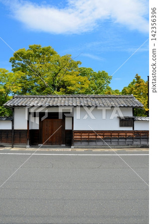 Former Omura Residence Nagaya Gate 142356396
