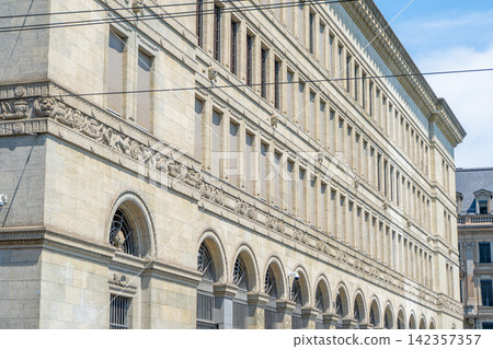Old wall house architecture. Historic Swiss National Bank Building Facade on Bahnhofstrasse in Zurich, Switzerland Old wall house architecture. Historic Swiss National Bank Building Facade on Bahnhofstrasse in Zurich, Switzerland 142357357