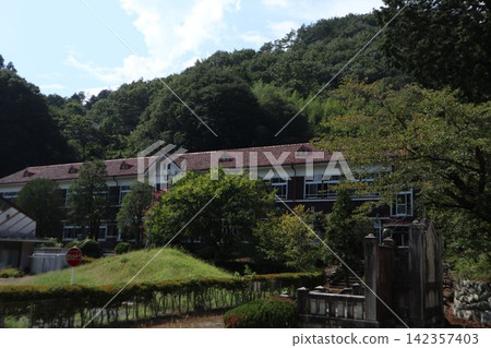 花輪站前的街景 142357403