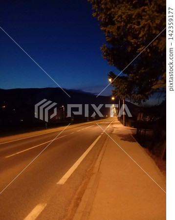 the car goes on the highway at night the car goes on the highway at night 142359177